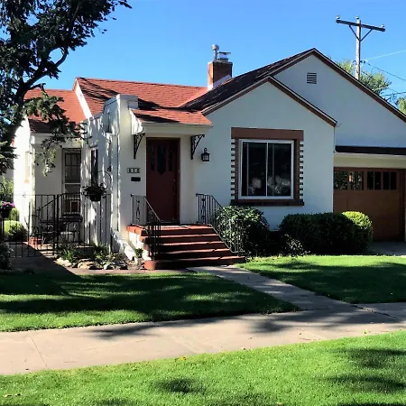 Charming Remodeled Golf Course Area Home